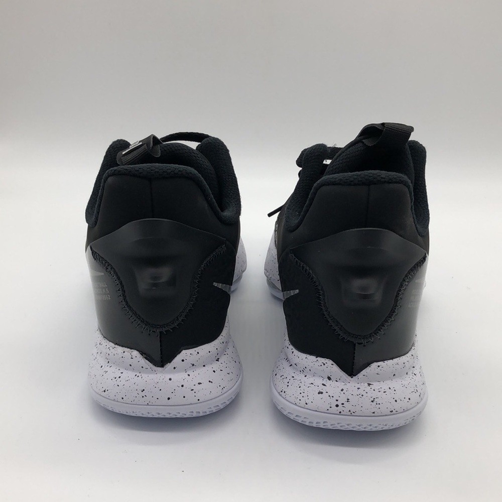 Lebron Witness Black/White (CQ9380-001) new without box - Picture 5 of 5